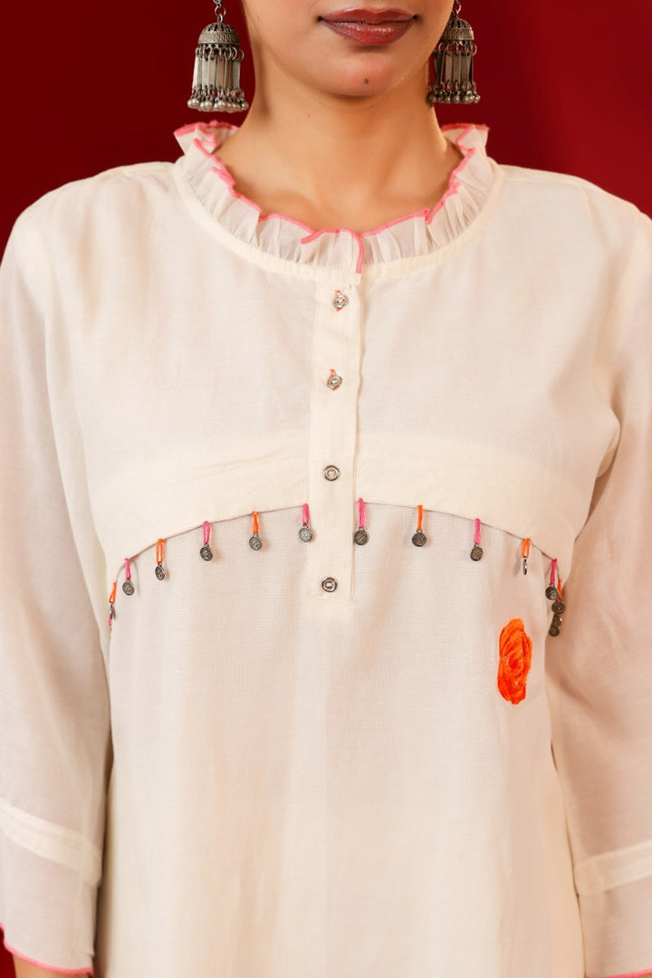 Elegant Off White Kurta Set